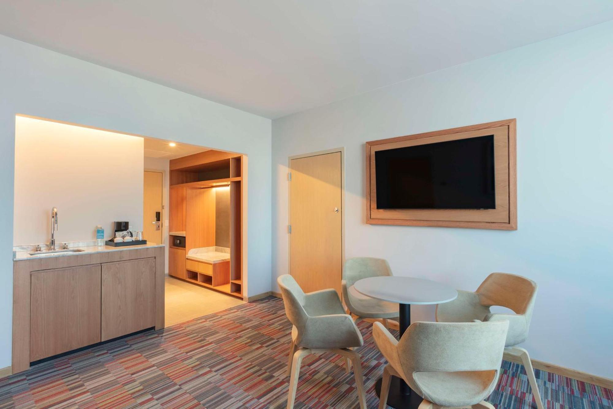 Hilton Garden Inn Guadalajara Airport El Zapote  Extérieur photo